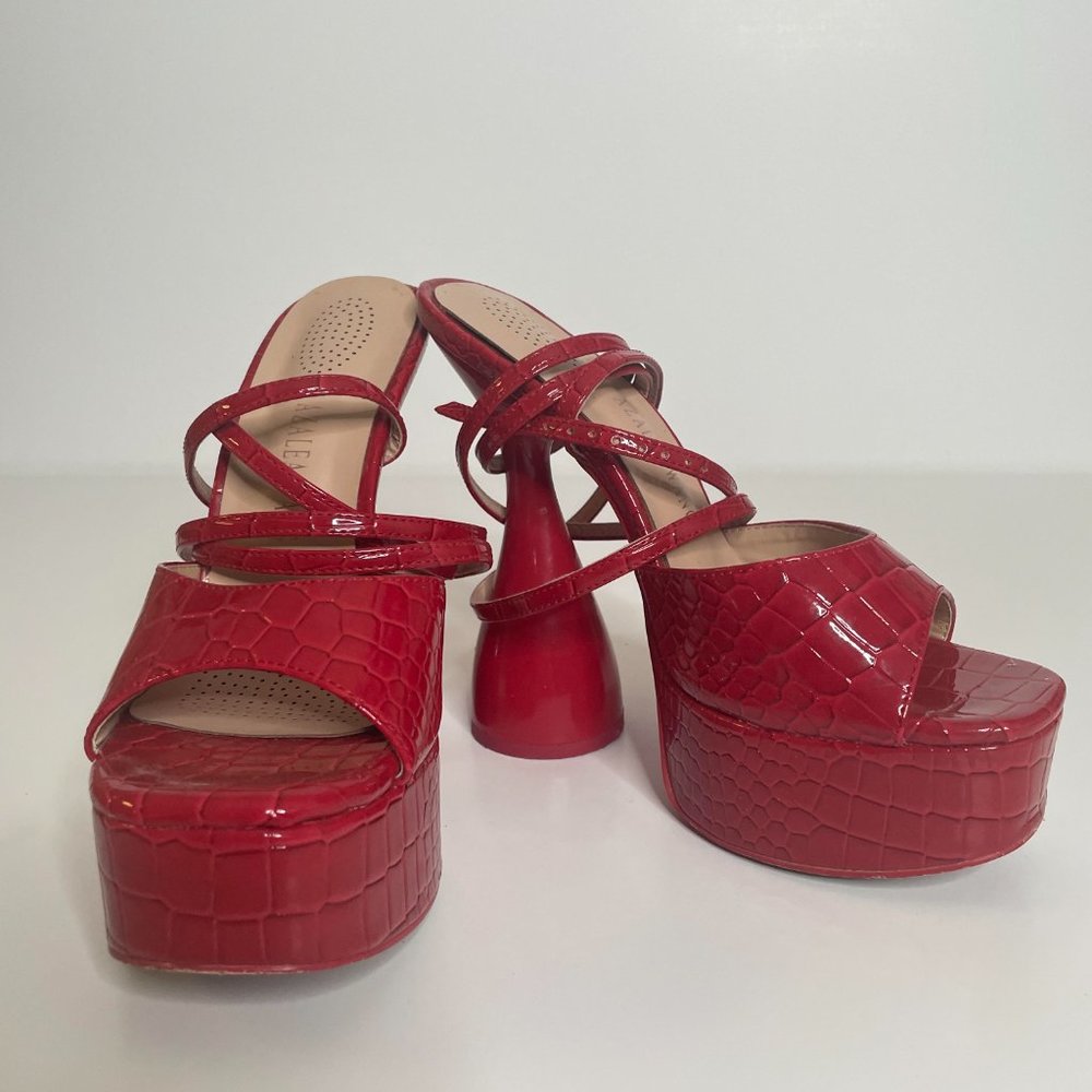 Azalea Wang Red Faux Croc Chunky Heeled Sandals - Picture 2 of 2
